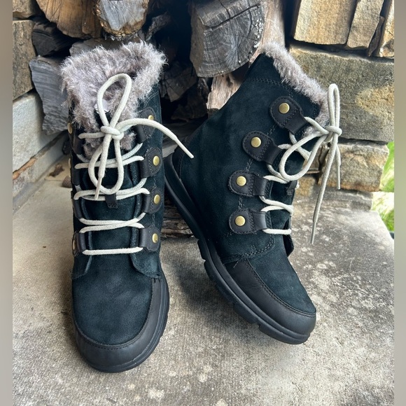 Sorel Explorer Joan women’s Winter Boots with Fur Trim & Rubber Soles Sz-8. R - Picture 2 of 13